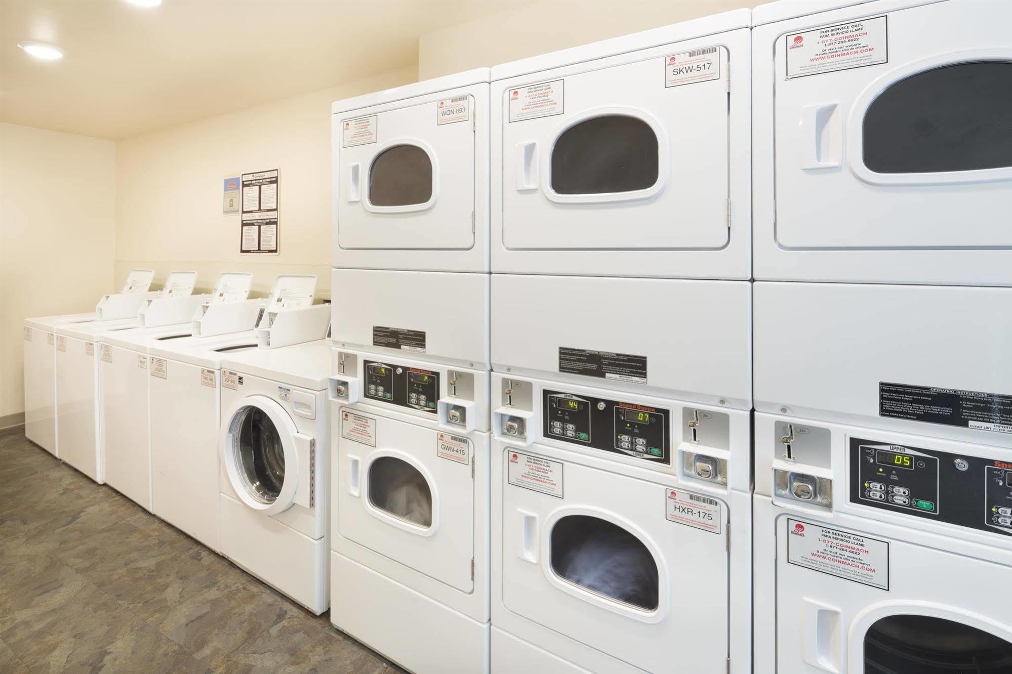 Extended Stay America Select Suites - Wichita - South المظهر الخارجي الصورة