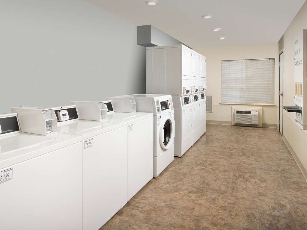 Extended Stay America Select Suites - Wichita - South الغرفة الصورة