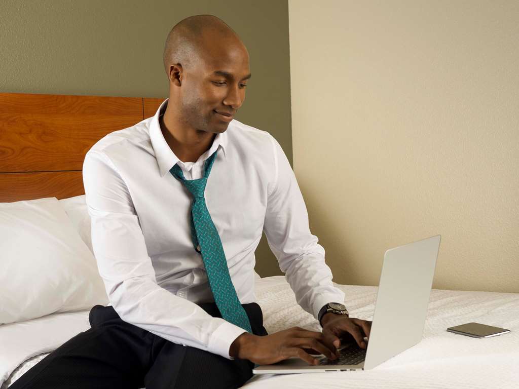 Extended Stay America Select Suites - Wichita - South الغرفة الصورة